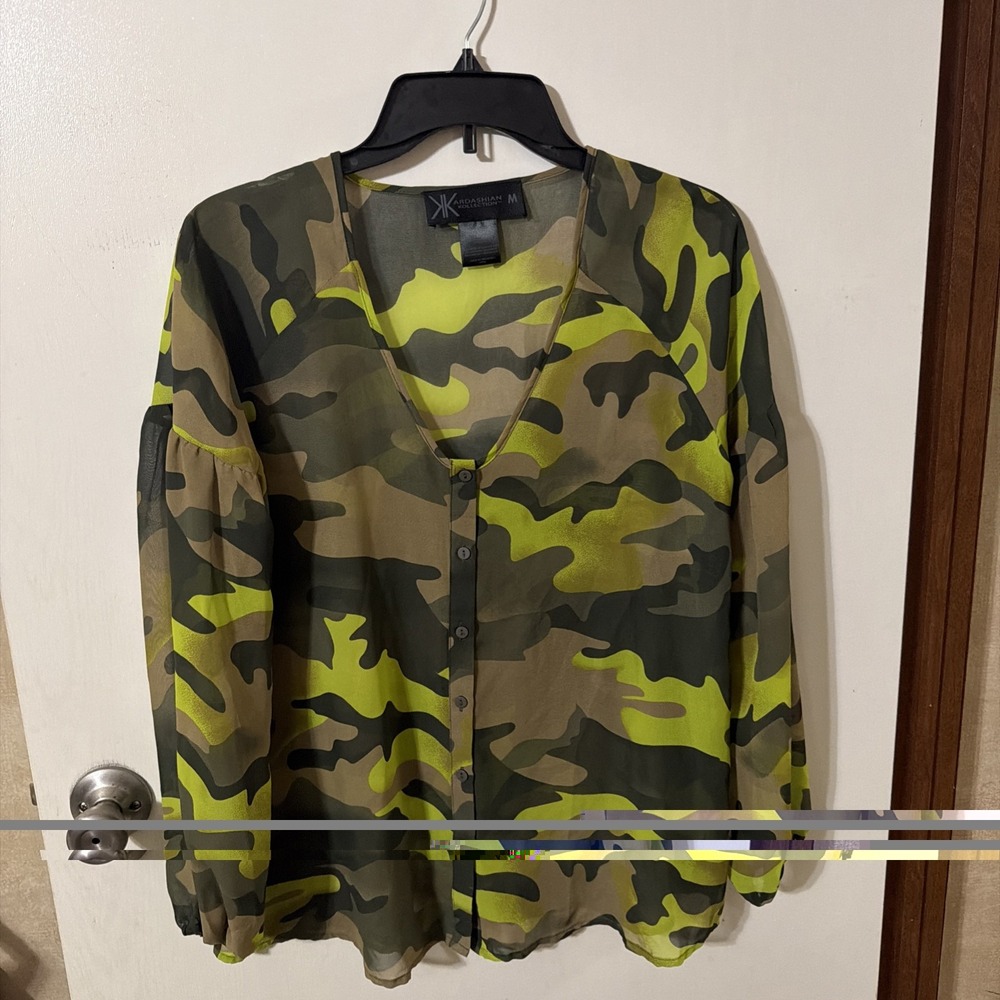 Kardashian Collection Camo Size M